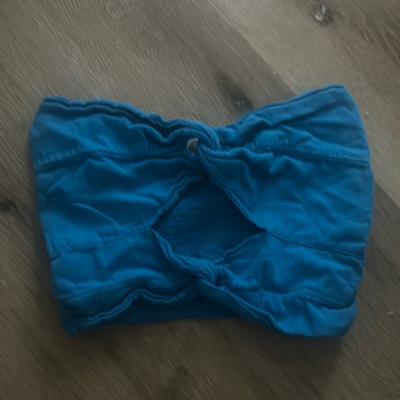 blanco by nature blue knot top 🦋 - Picture 2 of 4